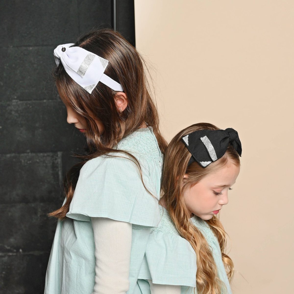 קשת פפיון דגם אבנים