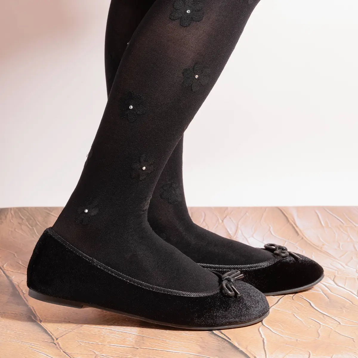 גרביון אטום דגם פרחים